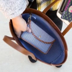 Monogrammed Leather Tote Bag -Fashion Clothing Store 5a577de81744a8.05889736