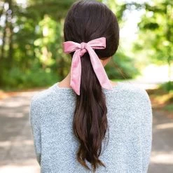 Velvet Bow Scrunchie Set -Fashion Clothing Store JDd pink velvet scrunchie in brown hair