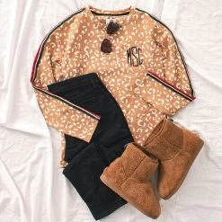 Monogrammed Striped Sleeve Shirt 8 Monogrammed Striped Sleeve Shirt -Fashion Clothing Store Q7H caramel leopard striped sleeve shirt flatlay