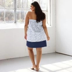 Monogrammed Towel Wrap 18 Monogrammed Towel Wrap -Fashion Clothing Store Xdr back of blue floral plus size towel wrap