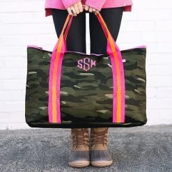 Monogrammed Neoprene Carry On Bag 17 Monogrammed Neoprene Carry On Bag -Fashion Clothing Store Xnv girl holding camo neprene carry on bag 02