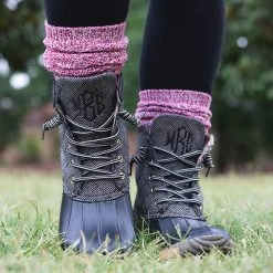 Pack Of Duck Boot Socks -Fashion Clothing Store lfW burgundy duck boot socks with black duck boots