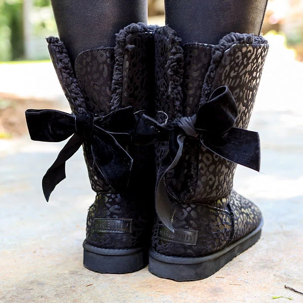 Monogrammed Sherpa Tie Booties 9 Monogrammed Sherpa Tie Booties - Image 9